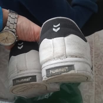 Deichmann'dan Aldığımız Hummel Ayakkabının Kalitesizliği
