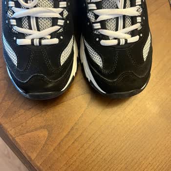 Online Lostra Firmasında Ayakkabı Deformasyonu Ve İletişim Eksikliği