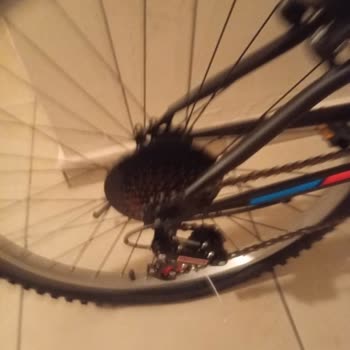 Serraro Bisiklet Kalitesiz Ürün Ve Sürekli Patlayan Tekerlekler