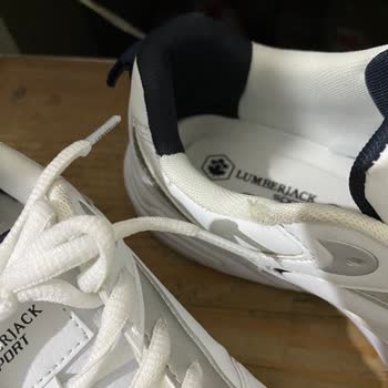 1 Haftada Yırtılan Ayakkabı Ve Yetersiz Müşteri Hizmeti