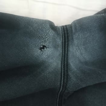 DeFacto Kot Pantolonlarda Hızlı Aşınma Ve Yırtılma Sorunu