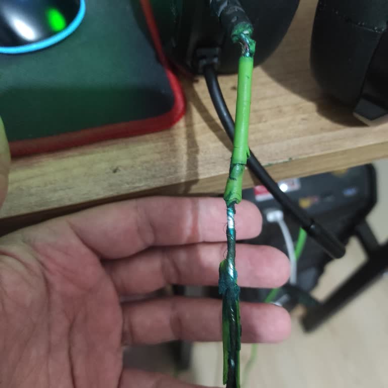 Kulaklık Padleri Ve Kablo Sorunu