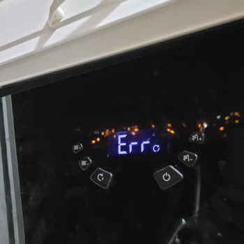 Yeni Kombi Sürekli Arızalanıyor, Değişim İstiyorum