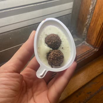 Kinder Joy'da Beklenmedik Kabarcıklar