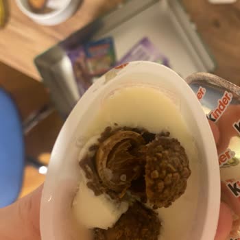 Kinder Joy'da Beklenmedik Kabarcıklar