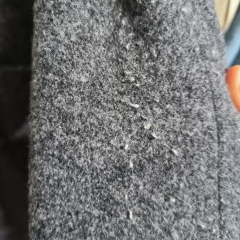 Koton'un Kalitesiz Kabanı Müşteriyi Hayal Kırıklığına Uğrattı