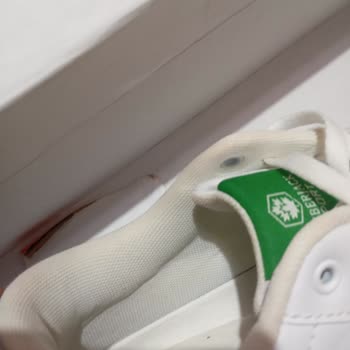 Kullanılmış Ve Kirli Ayakkabı Mağduriyeti