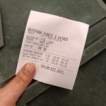 Künefe Ve Çay Servisinde Hayal Kırıklığı