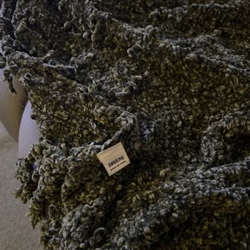 Zara Home Battaniye Kalitesi Hayal Kırıklığı!