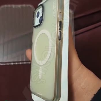 Youngkit Cep Telefonu Kılıfı Sarardı!