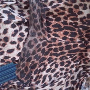 Leoparlı Pijama Takımında Kalitesiz Kumaş Sorunu