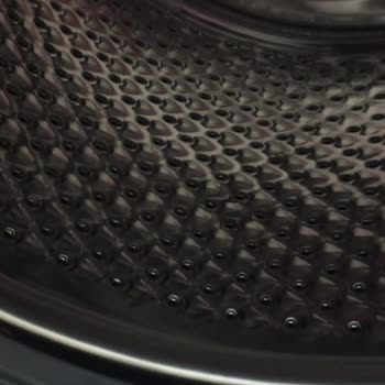 Arçelik Çamaşır Makinesi Kıyafetleri Yırtıyor, Servis Çözüm Sunmuyor