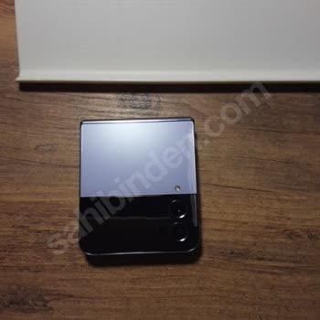 Samsung Telefon Z Flip 4: Menteşe Ve Ekran Sorunlarıyla Yanıltıcı Garanti Bilgisi!