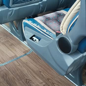 Kırık Koltuklar Ve Saygısız Şoförle Zorlu Yolculuk