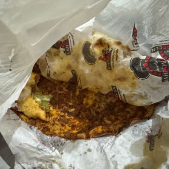 Aşırı Acılı Lahmacun Deneyimi