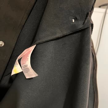 Online Alışverişte Unutulan Alarm Nedeniyle Zarar Gören Gömlek