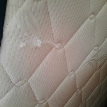 Kalitesiz Ürün Ve İlgisiz Müşteri Hizmetleri