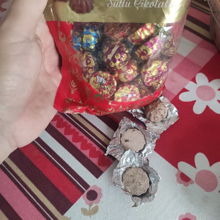 Bozuk Çikolata Ve İade Sorunu
