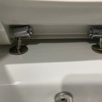 Klozet Kapağı Montaj Sorunu