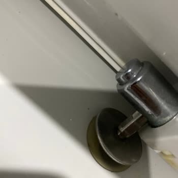 Klozet Kapağı Montaj Sorunu