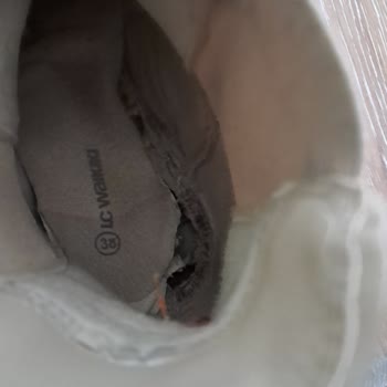 Dayanıksız Botlar Ve İade Sorunu