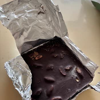 Migros'tan Alınan Çikolatada Güve Sorunu Ve Sağlık Endişesi