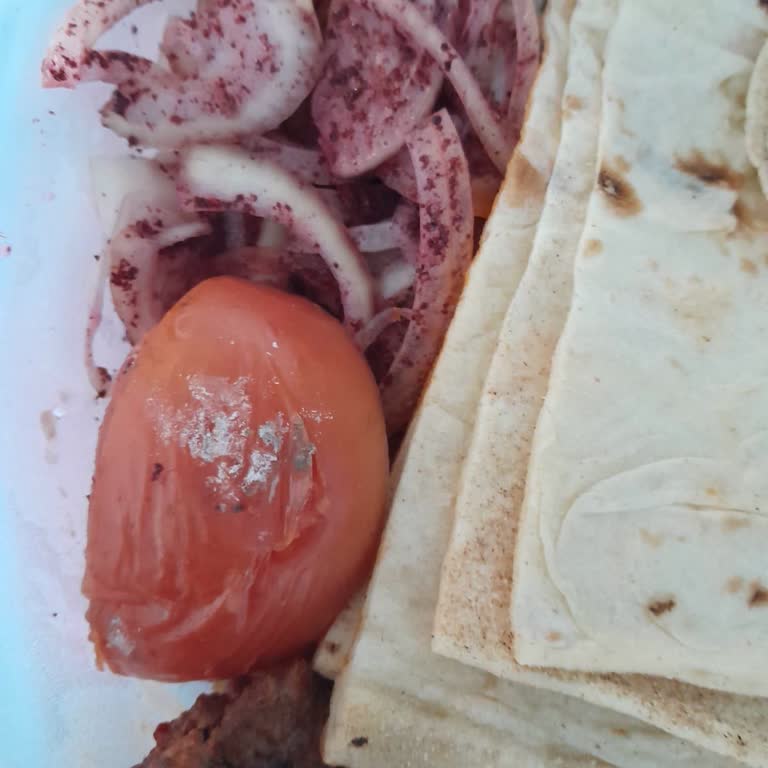 Yemeksepeti'nde Soğuk Ve Geç Gelen Sipariş Sorunu