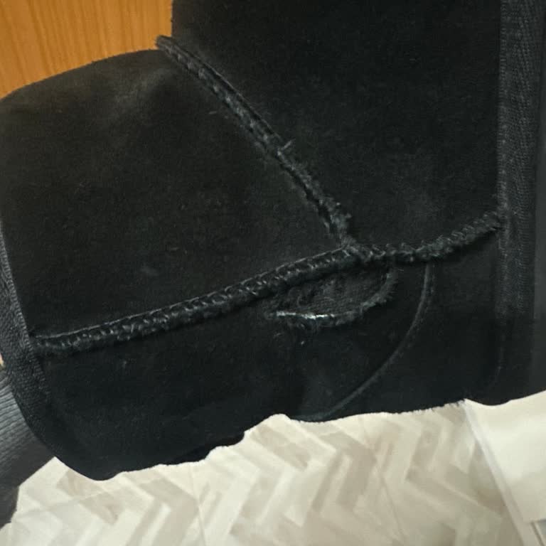 Ugg Ayakkabıda Dikiş Problemi Ve Değişim Talebi