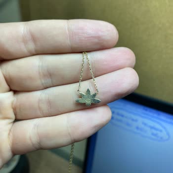 Kalitesiz Ürün Ve İlgisiz Müşteri Hizmetleri