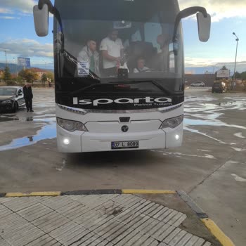 Geciken Otobüs Ve Saygısız Personel Deneyimi