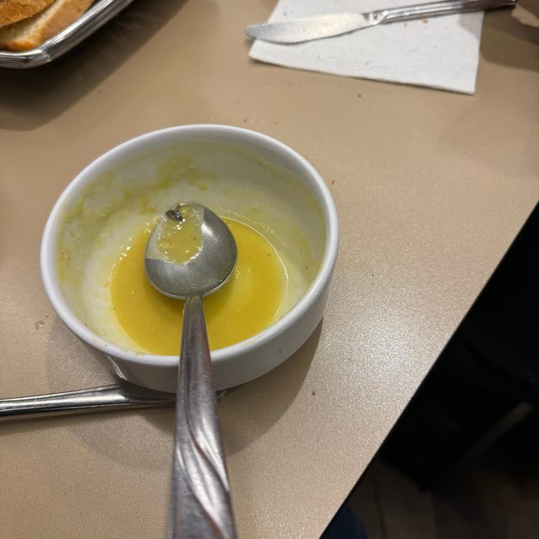 Köfteci Yusuf'ta Sağlık Skandalı: Çorbada Sinek Şoku