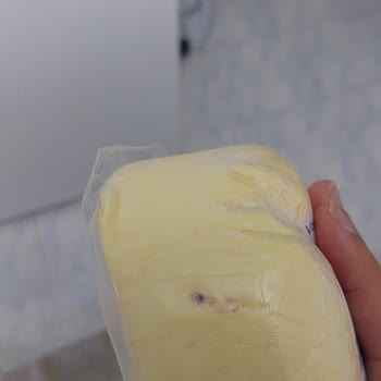Kebir Süt Ve Süt Ürünleri Gümüşyaka Şubesi'nde Hijyen Skandalı