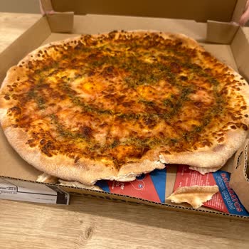 Domino's Aktepe'de Kuru Pizza Ve İlgisiz Müşteri Hizmeti