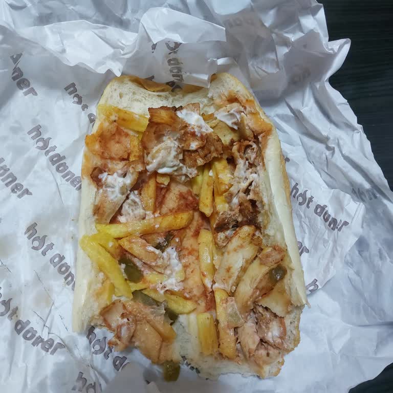 Ankara Balgat Hot Döner'de Saygısız Hizmet