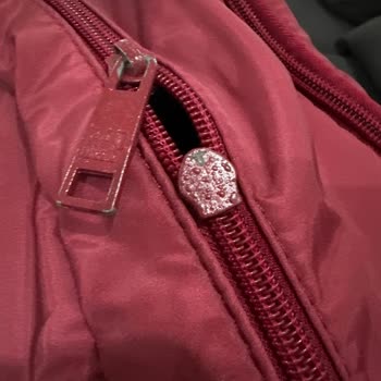 GAP Çantalarının Kalite Sorunu: Fermuar Kırılmaları