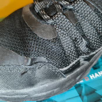 Skechers Ayakkabıda Hayal Kırıklığı: İnceleme Süreci Ve Üretici Hatası Sorunu