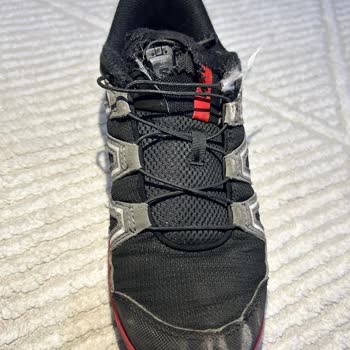 Kaliteli Denilen Ayakkabının Hüsranı