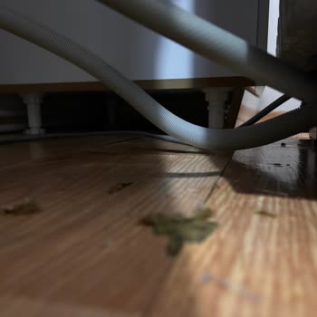 Vestel Bulaşık Makinesi Su Sızıntısı Parkelere Zarar Verdi