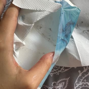 Sofia Yüz Havlularında Beklenmedik Lekeler