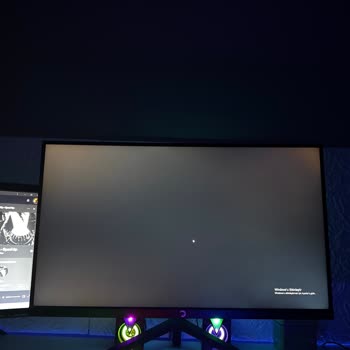 Gamepower Ölü Piksel Ve Işık Sızması Sorunu