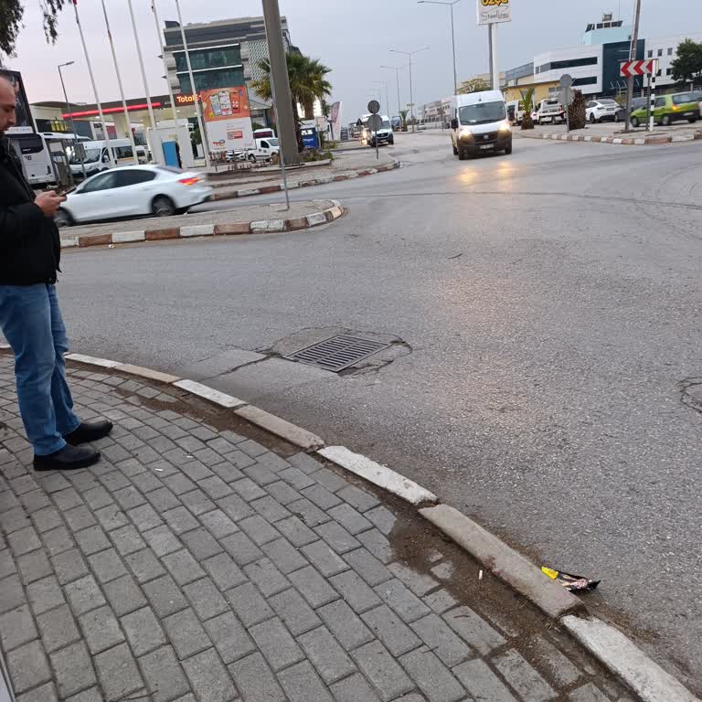 Karşıyaka Dolmuş Hattında Yolcu Alma Sorunu
