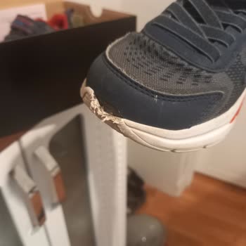 Skechers Çocuk Ayakkabısında Kalite Sorunu