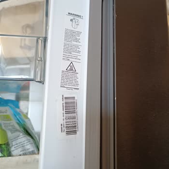 Windsor Refrigerator by Vestel Stopped Cooling, Replacement Delayed for Over a Year