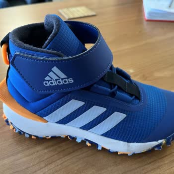 Çocuk Ayakkabısında Hızlı Yıpranma Ve Yetersiz Müşteri Hizmeti