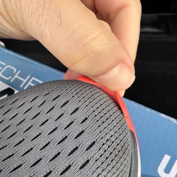 Skechers Ayakkabının 2 Ayda Yıpranması Şaşkınlık Yarattı
