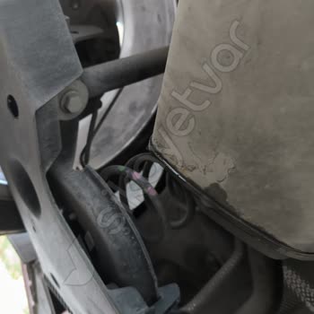 Renault Clio Evolution: Sürekli Su Sızıntısı Ve Servis İlgisizliği