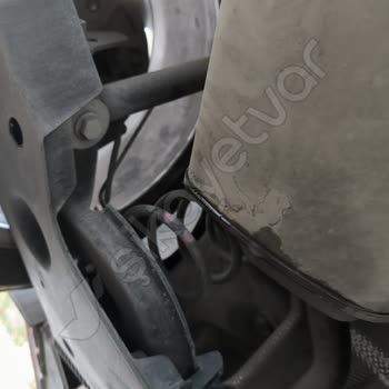 Renault Clio Evolution: Sürekli Su Sızıntısı Ve Servis İlgisizliği