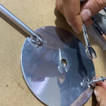 Kırık Duvar Saati Ve İlgisiz Satıcı: Trendyol'da Hayal Kırıklığı