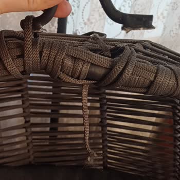 Kırılan Salıncak Nedeniyle Yaşanan Tehlikeli Kaza