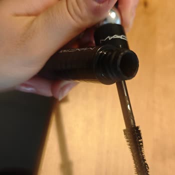 MAC Stack Mascara Arrived Dried Out and Unusable